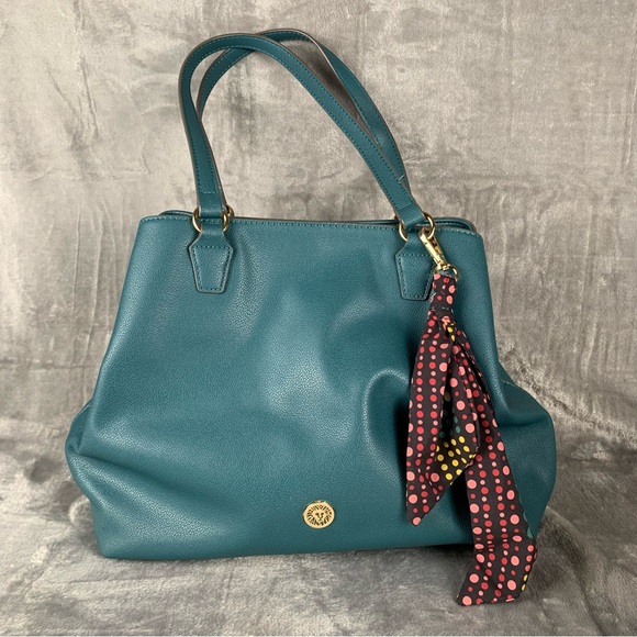 Anne Klein Tote Bag Teal Shoulder Bag Lion Logo Faux Leather Lots Of Pockets EUC - Picture 1 of 15